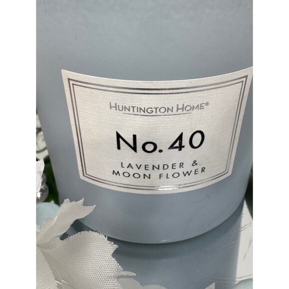 Huntington Home No. 40 Lavender and Moon Flower Candle - Picture 1 of 3